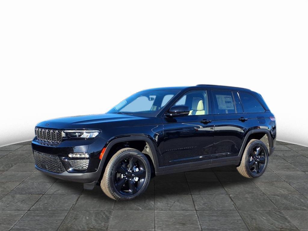 new 2025 Jeep Grand Cherokee car, priced at $53,455