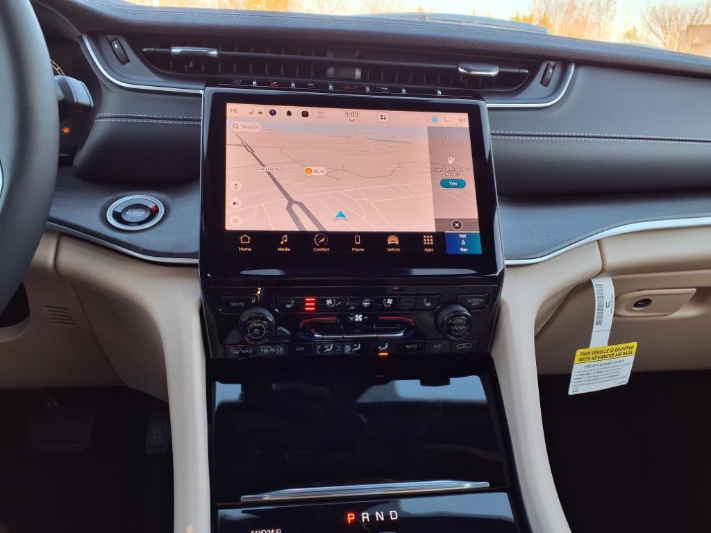 new 2025 Jeep Grand Cherokee car, priced at $53,455