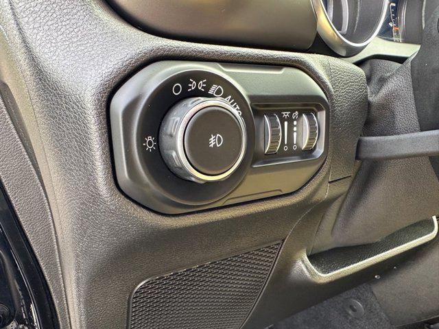 used 2019 Jeep Wrangler Unlimited car, priced at $39,998