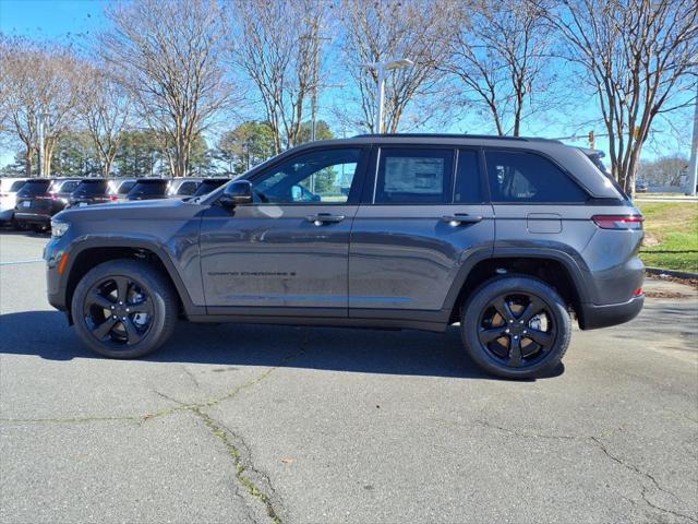 new 2025 Jeep Grand Cherokee car, priced at $51,927