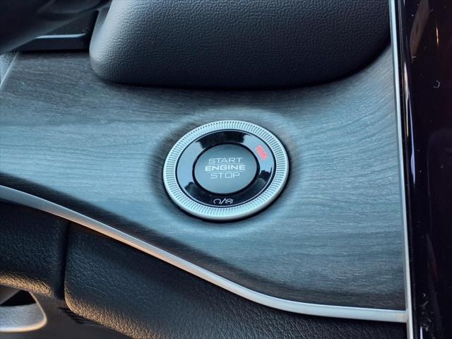 new 2025 Jeep Grand Cherokee car, priced at $51,927