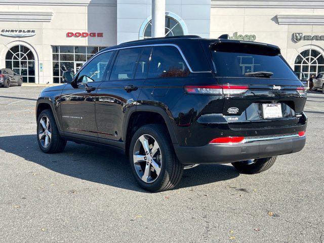 new 2025 Jeep Grand Cherokee car, priced at $47,838