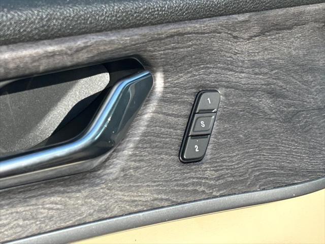 new 2025 Jeep Grand Cherokee car, priced at $47,907
