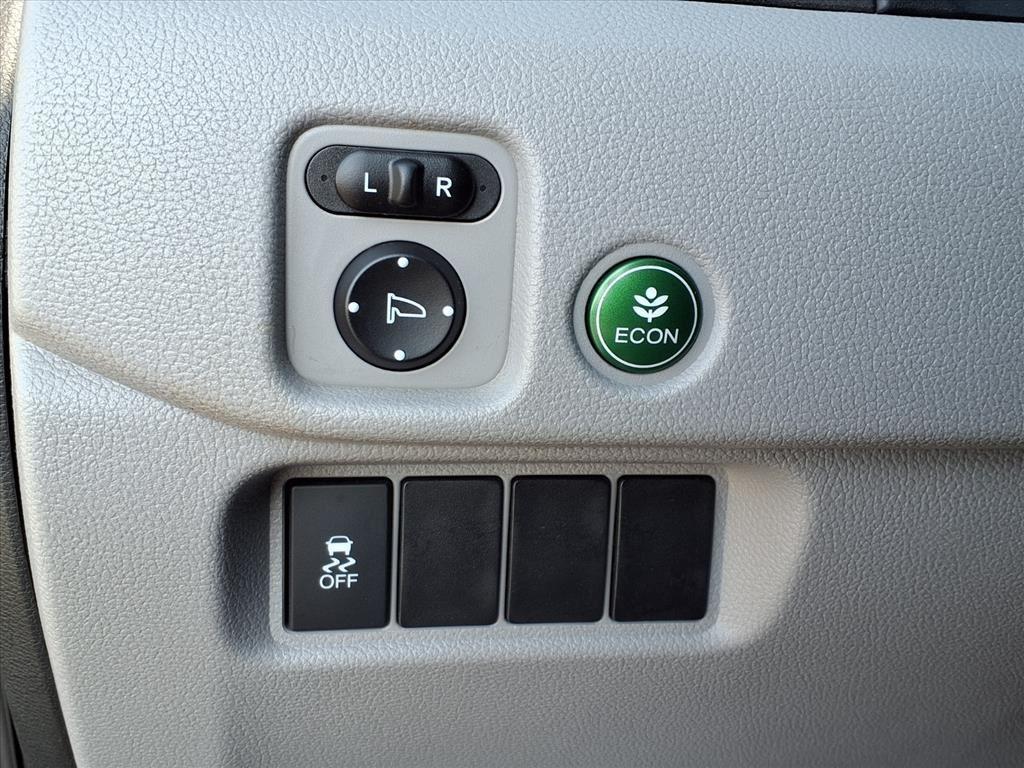 used 2017 Honda Pilot car, priced at $17,995