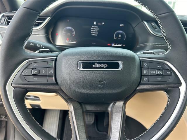 new 2025 Jeep Grand Cherokee car, priced at $49,137