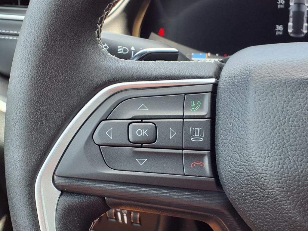 new 2025 Jeep Grand Cherokee car, priced at $39,227