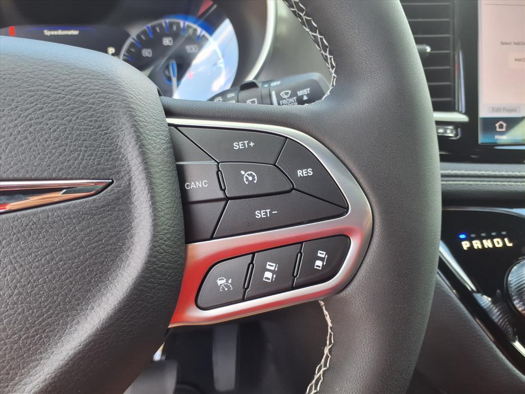 new 2026 Chrysler Pacifica car, priced at $43,955