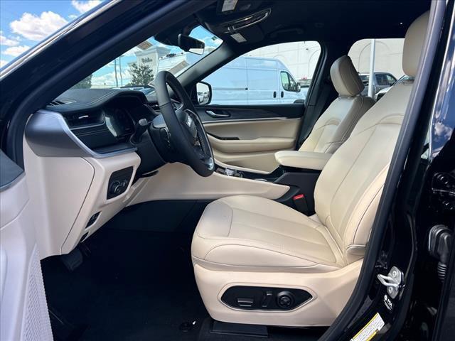 new 2025 Jeep Grand Cherokee L car, priced at $49,295