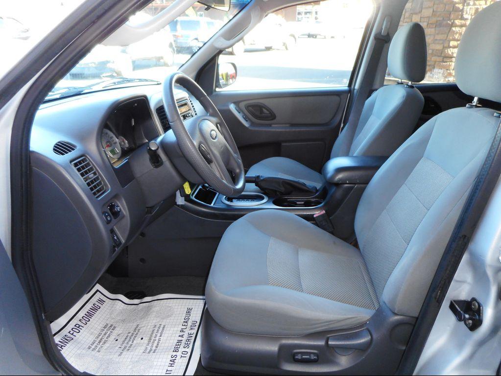 used 2006 Ford Escape Hybrid car, priced at $5,995