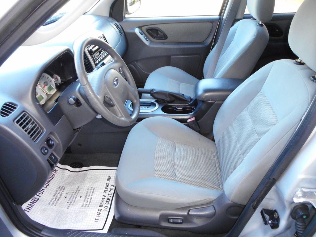 used 2006 Ford Escape Hybrid car, priced at $5,995
