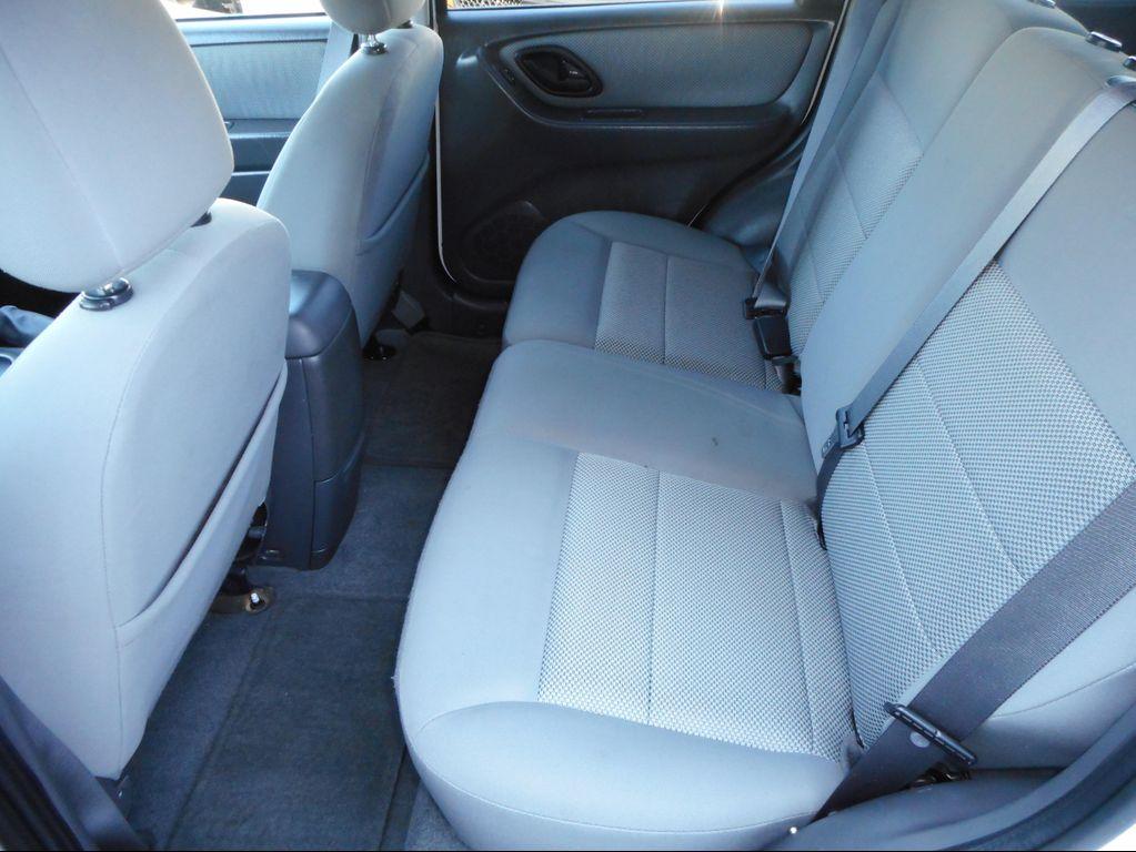 used 2005 Ford Escape Hybrid car, priced at $5,995