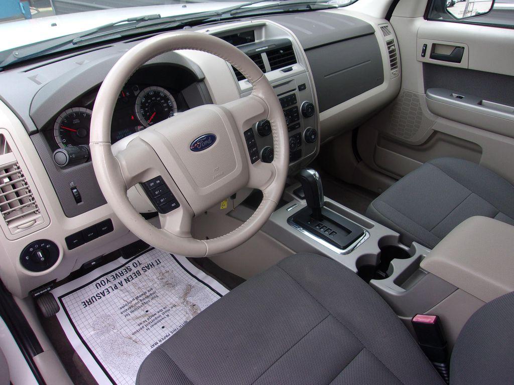 used 2009 Ford Escape Hybrid car, priced at $8,995