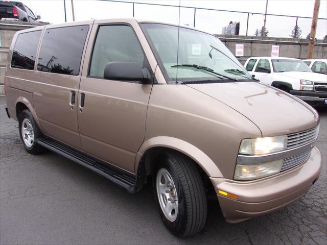 used 2003 Chevrolet Astro car, priced at $14,995