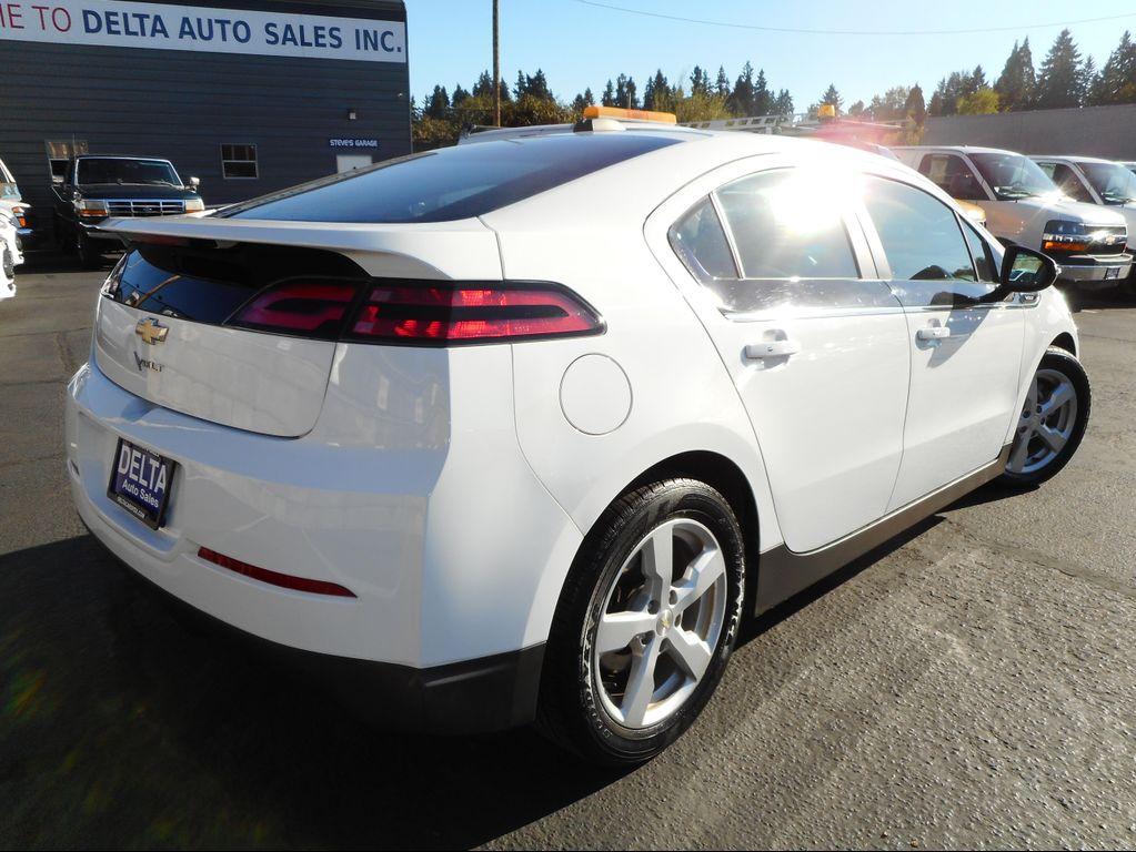 used 2015 Chevrolet Volt car, priced at $11,995