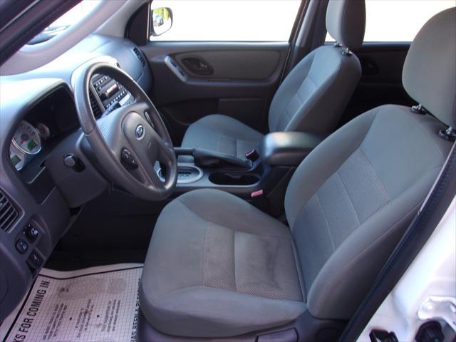 used 2007 Ford Escape Hybrid car, priced at $5,995