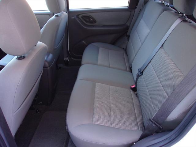 used 2007 Ford Escape Hybrid car, priced at $5,995