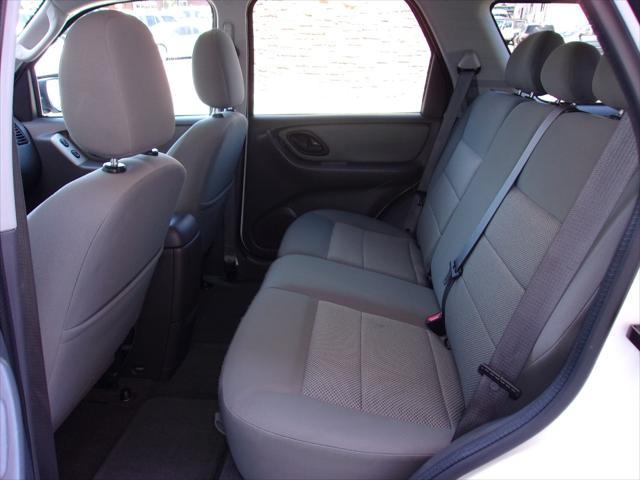 used 2007 Ford Escape Hybrid car, priced at $5,995