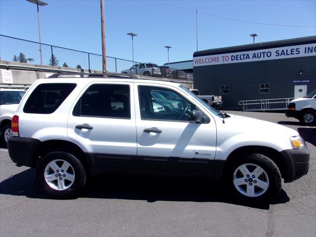 used 2007 Ford Escape Hybrid car, priced at $5,995