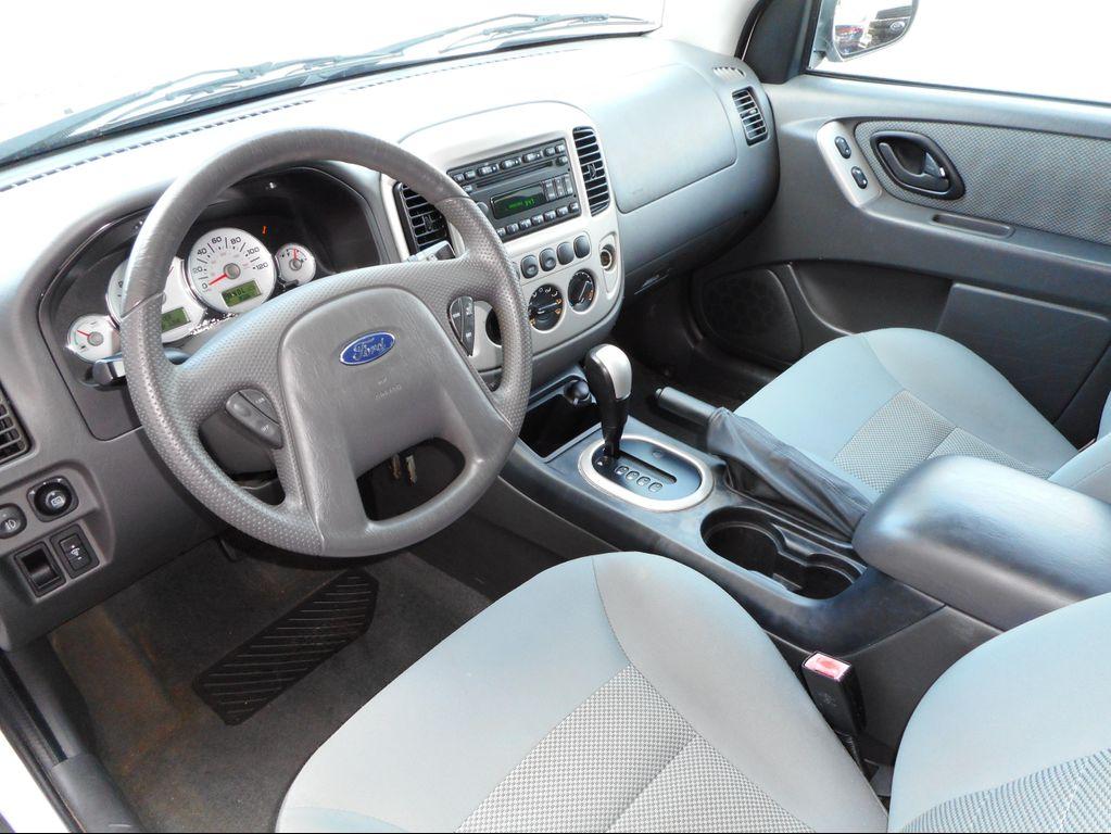 used 2007 Ford Escape Hybrid car, priced at $9,995