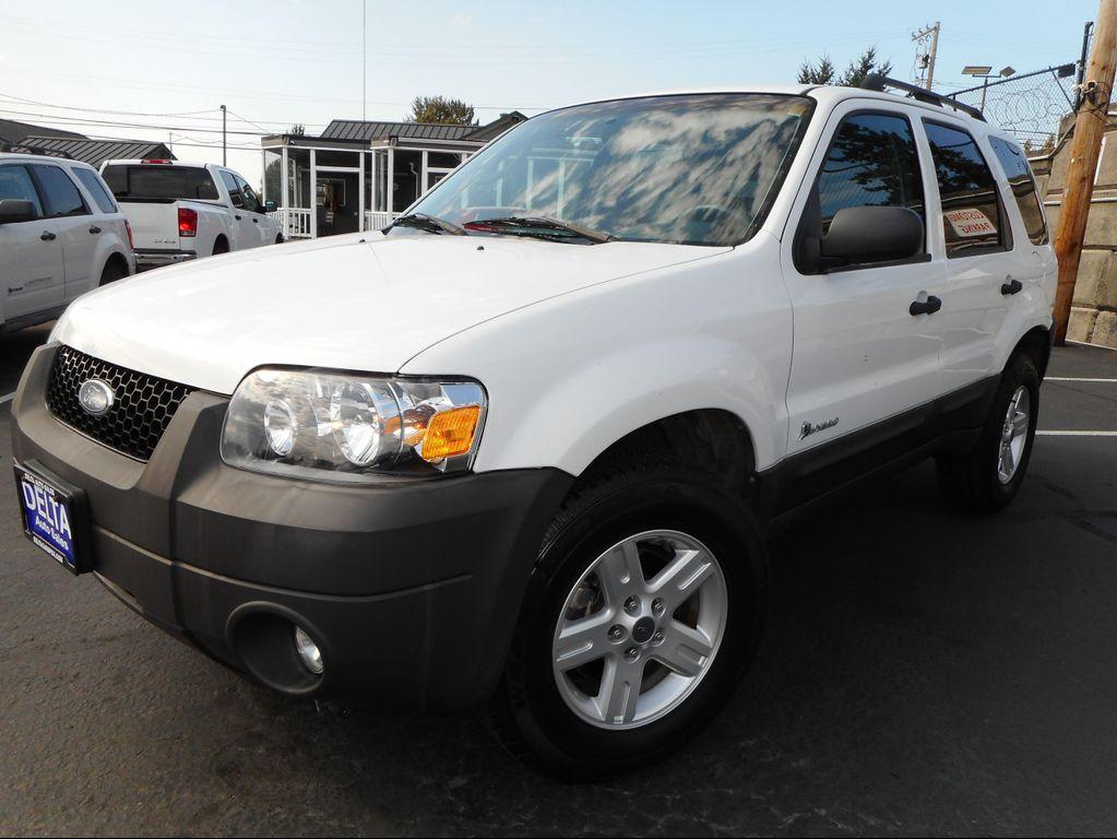 used 2007 Ford Escape Hybrid car, priced at $9,995