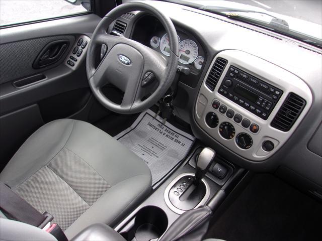 used 2007 Ford Escape Hybrid car, priced at $6,995