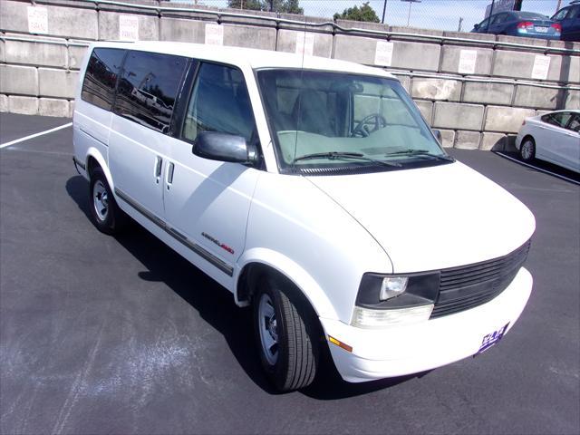 used 1998 Chevrolet Astro car, priced at $11,995