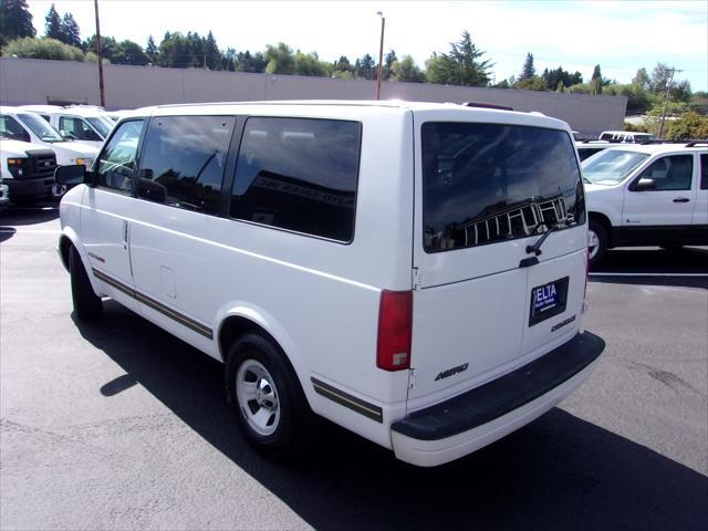 used 1998 Chevrolet Astro car, priced at $11,995