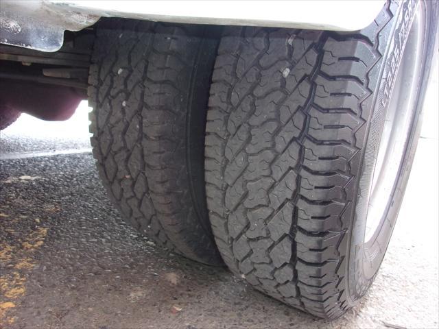 used 2006 Ford E350 Super Duty car, priced at $15,995