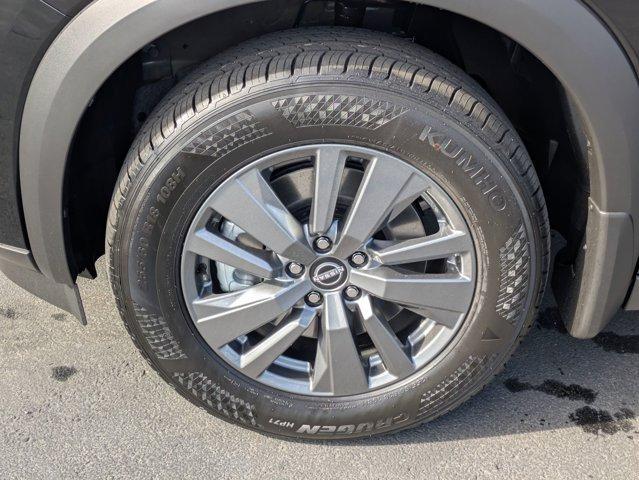 new 2025 Nissan Pathfinder car, priced at $41,880