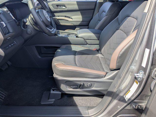 new 2025 Nissan Pathfinder car, priced at $51,485