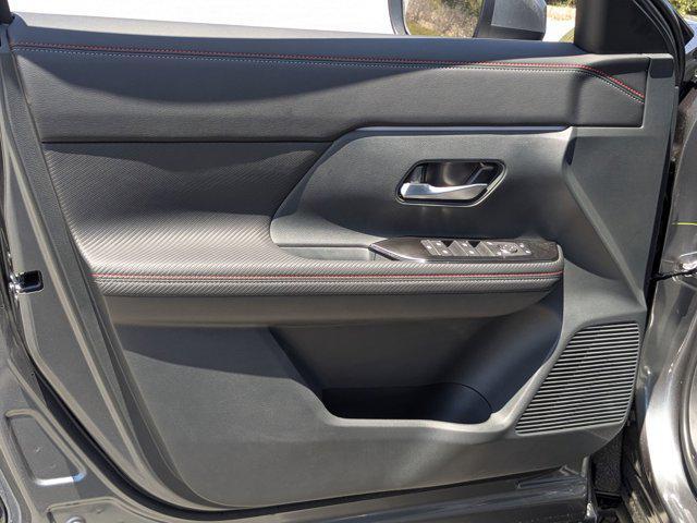 new 2025 Nissan Kicks car, priced at $28,450