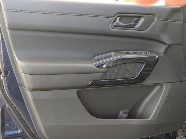 new 2025 Nissan Pathfinder car, priced at $41,775