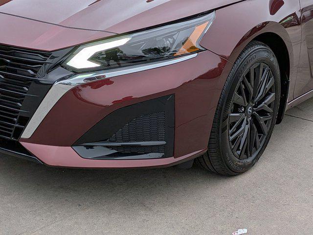 new 2025 Nissan Altima car, priced at $30,555