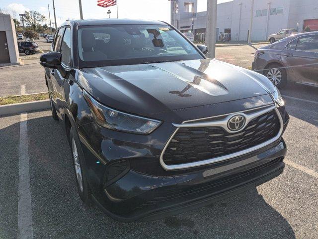 used 2022 Toyota Highlander car