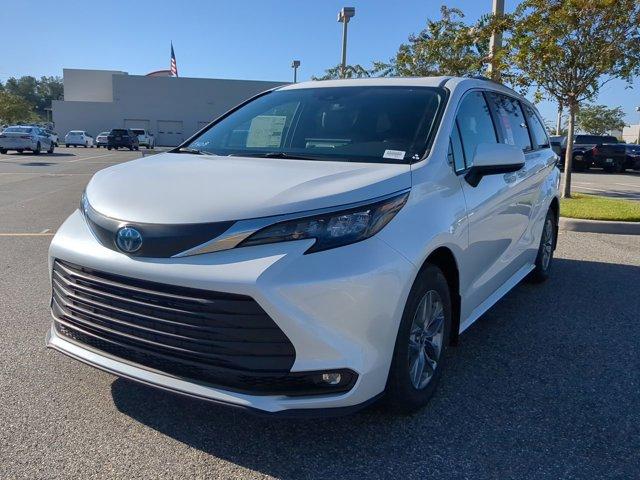 new 2025 Toyota Sienna car, priced at $47,844