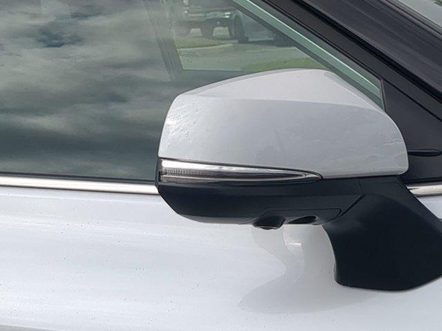new 2025 Toyota Highlander car, priced at $55,199