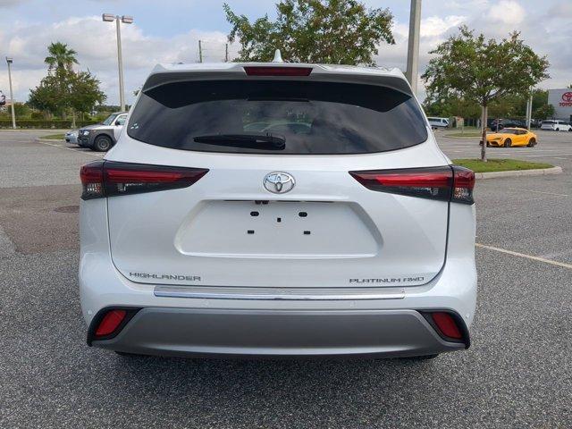 new 2025 Toyota Highlander car, priced at $55,199