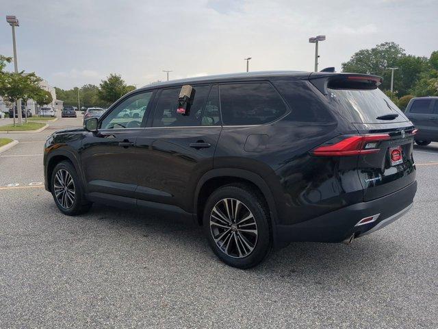 used 2024 Toyota Grand Highlander car