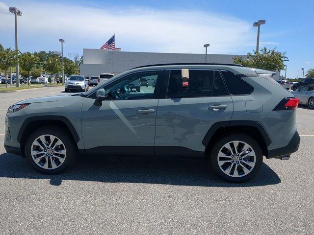 used 2022 Toyota RAV4 car