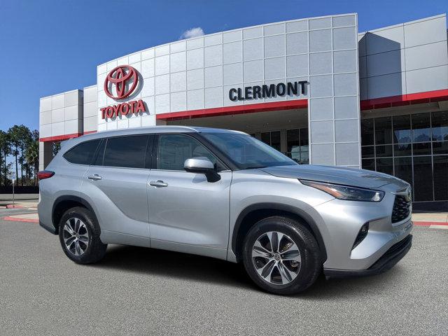used 2022 Toyota Highlander car