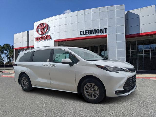 new 2025 Toyota Sienna car, priced at $46,724