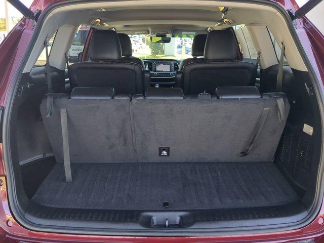 used 2019 Toyota Highlander car