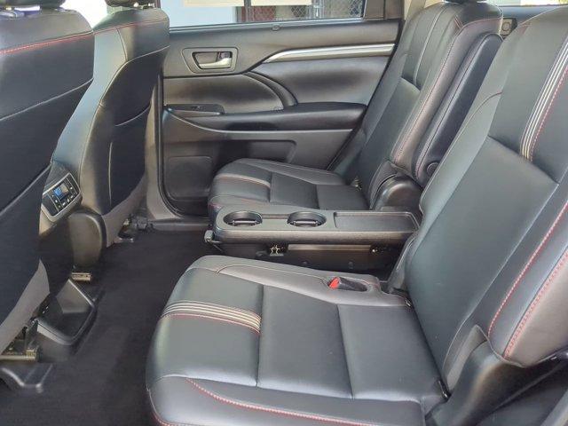 used 2019 Toyota Highlander car