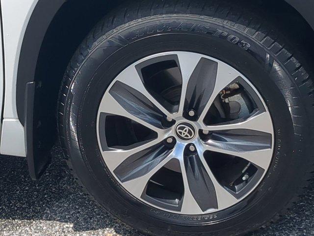 used 2021 Toyota Highlander car