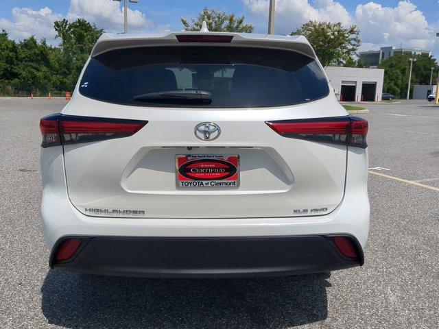 used 2021 Toyota Highlander car