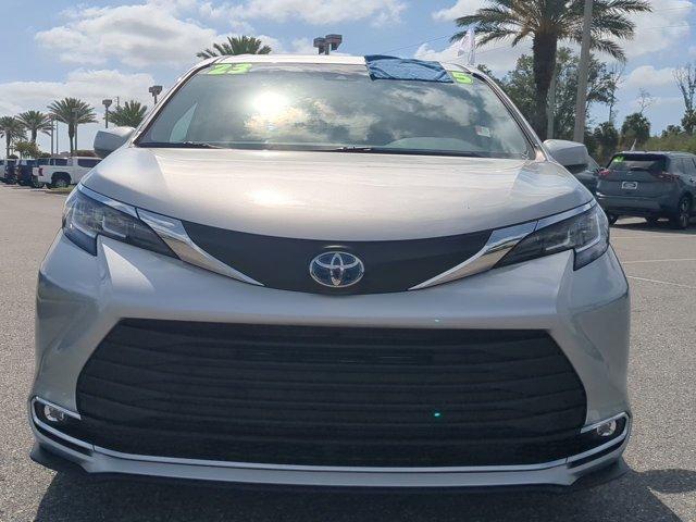used 2023 Toyota Sienna car