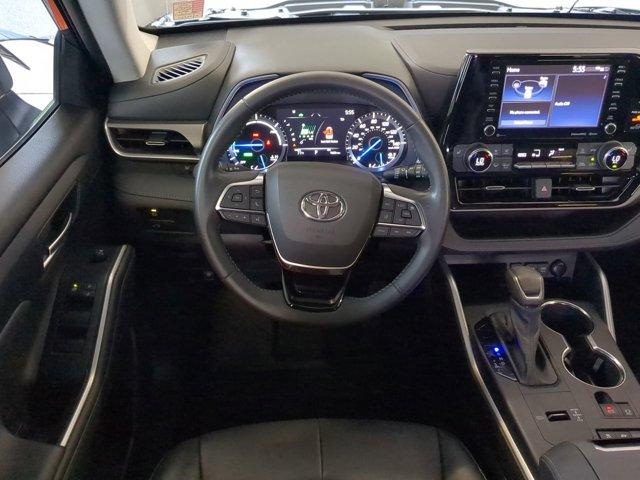 used 2021 Toyota Highlander Hybrid car