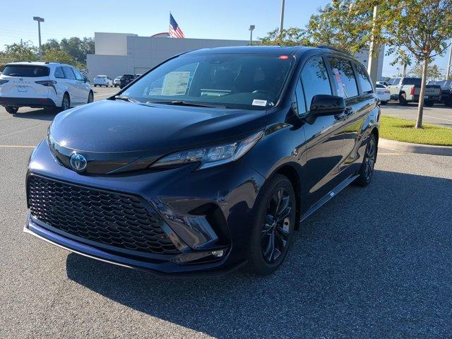 new 2025 Toyota Sienna car, priced at $50,354