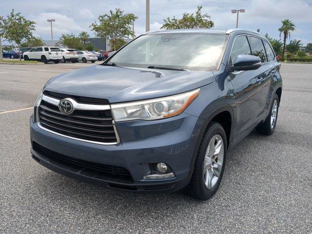 used 2015 Toyota Highlander car