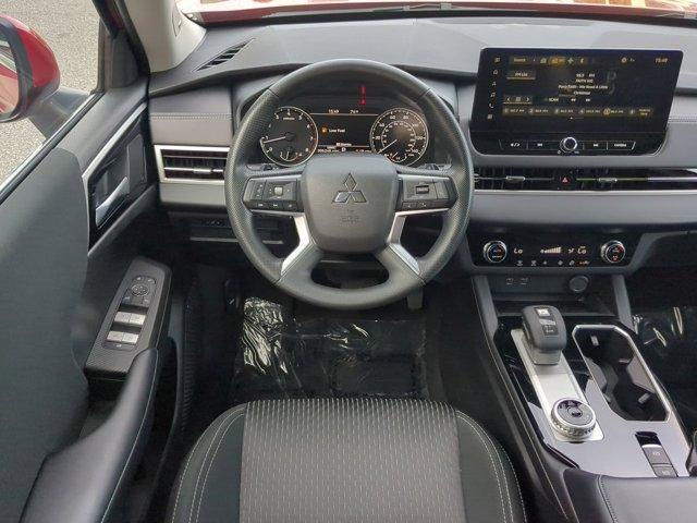 used 2025 Mitsubishi Outlander car, priced at $23,877